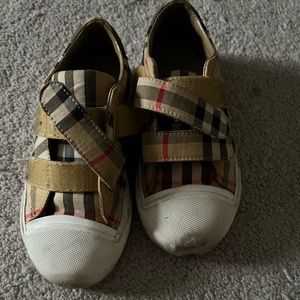 Burberry kids sneakers